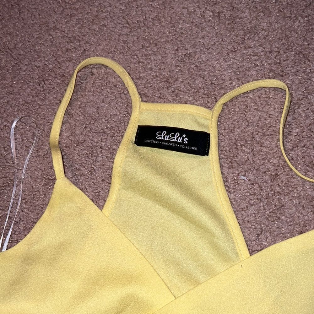 ‎Lulus large yellow romper - Picture 7 of 9